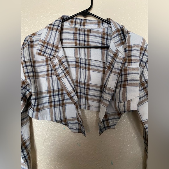 SHEIN Tops - SHEIN Button down crop top size M shirt